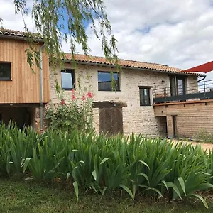 L'esprit Des Vignes Bed & Breakfast